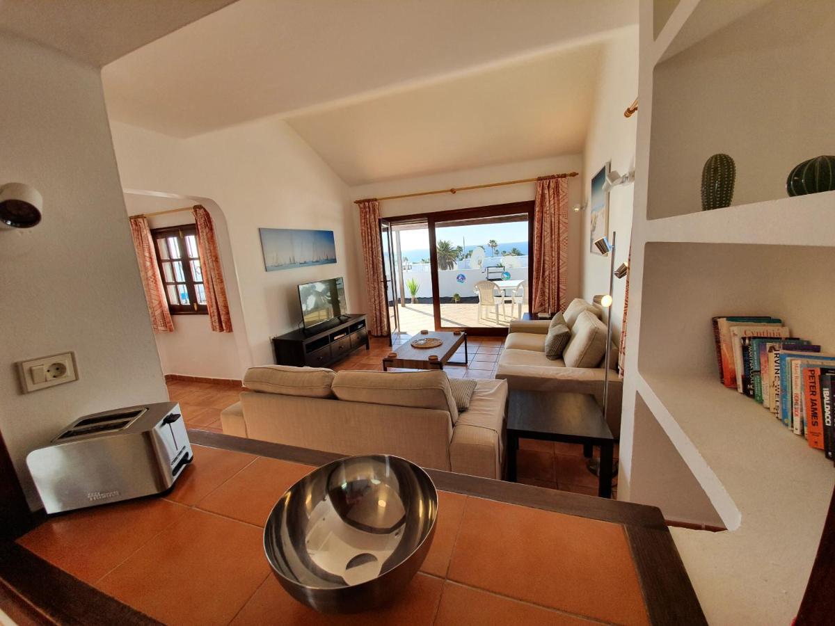 2 Bedroom Villa 'The Bungalow' With Private Heated Pool. بويرتو ذيل كارمين المظهر الخارجي الصورة